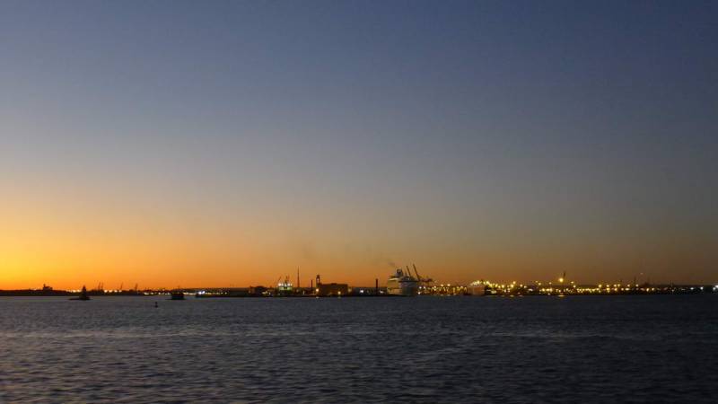 USA_2011-12-01 17-00-45